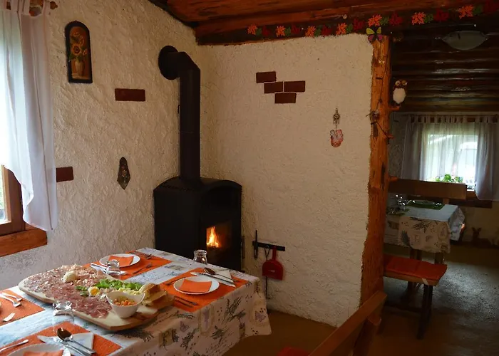 Jelenov Breg Pod Matajurem * 科巴里德